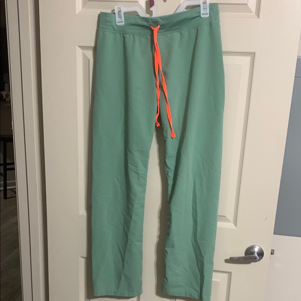 Used Figs Scrubs